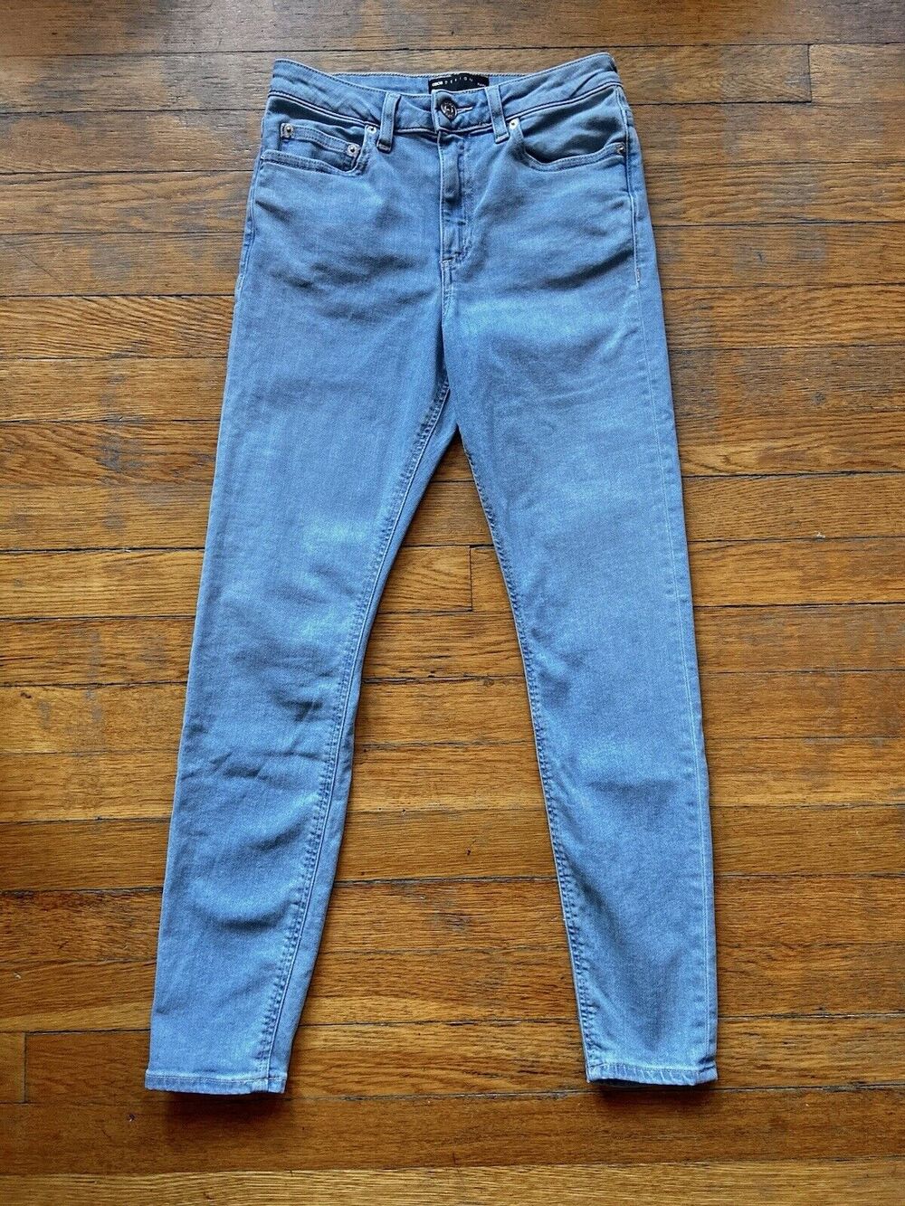 ASOS DESIGN Light Wash Skinny Jeans sz 26 Petite (Actual sz 25w)